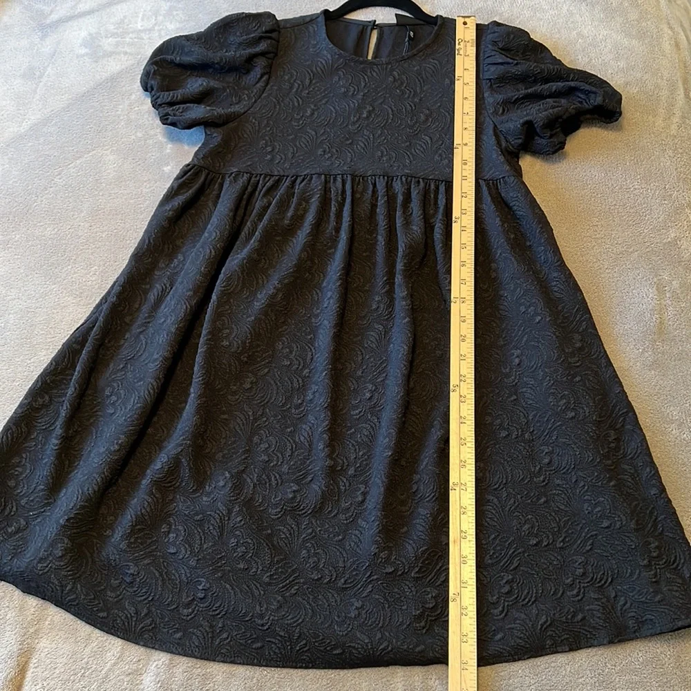 NWT Who What Wear Puff Sleeve Babydoll Dress in Black Jacquard - Picture 11 of 16